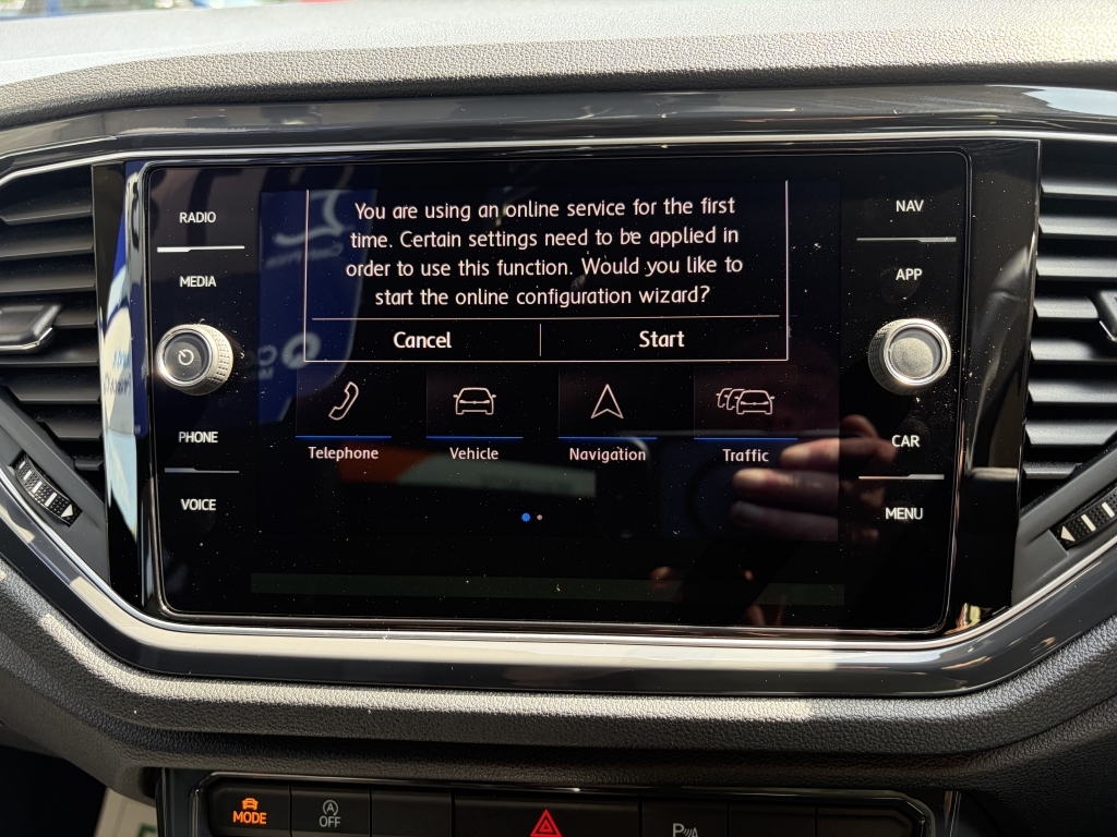 Volkswagen T-Roc 1.5 Tsi Evo Se Suv Dsg White #69