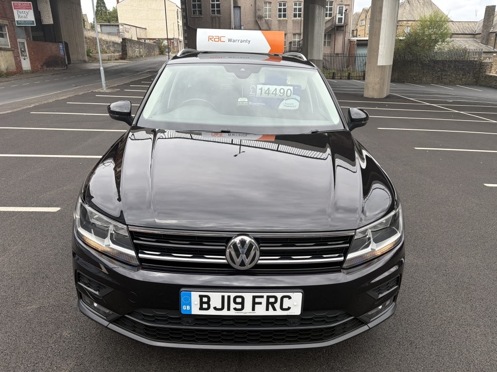 Volkswagen Tiguan 2.0 Match Tdi 4Motion Dsg Black #3