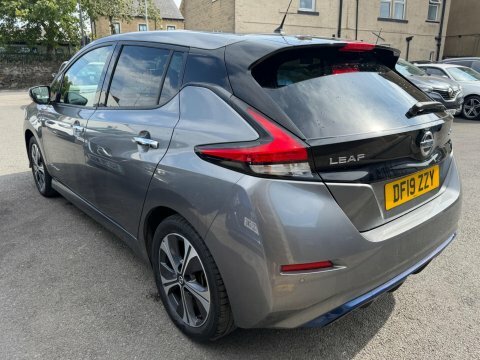 Nissan Leaf 40 Kwh 2019 Grey #4
