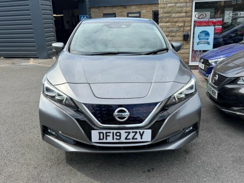 Nissan Leaf 40 Kwh 2019 Grey #2