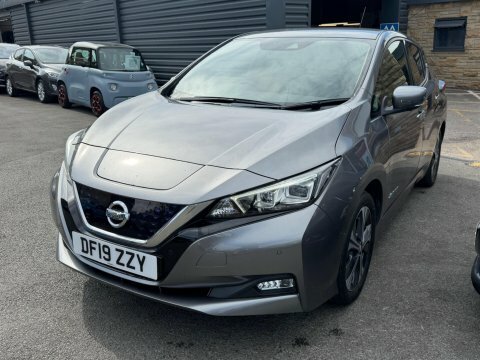Nissan Leaf 40 Kwh 2019 Grey #3