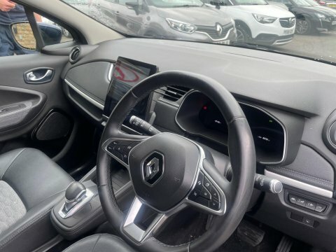 Renault Zoe R135 Ev50 52Kwh Iconic Hatchback Black #7