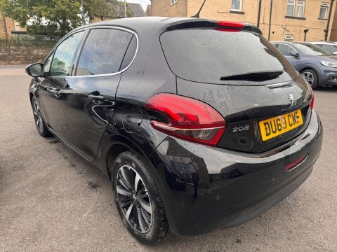 Peugeot 208 2019 69 1.2 Black #6
