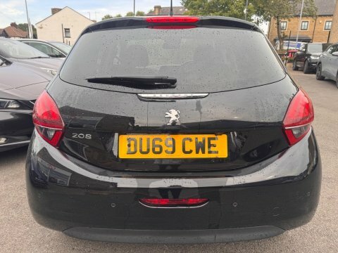 Peugeot 208 2019 69 1.2 Black #5