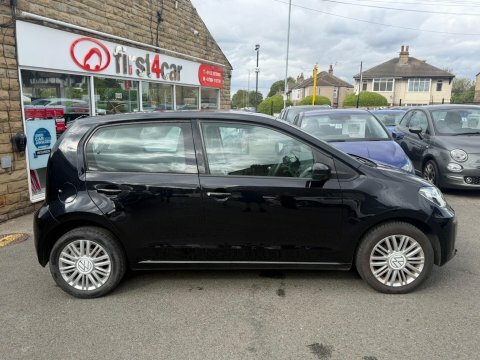 Volkswagen Up 2021 21 Base Black #6