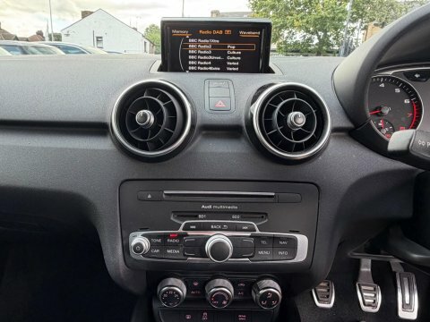 Audi A1 1.0 Tfsi Sport Sportback Euro 6 Ss Red #8