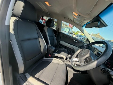 Kia Stonic 1.0 T-gdi 3 Suv Red #8