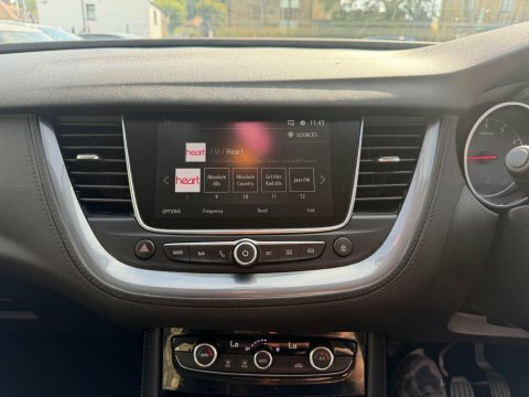 Vauxhall Grandland X 1.2 Turbo Sport Nav Red #14