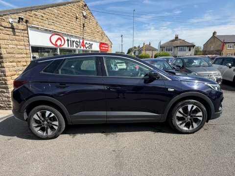 Vauxhall Grandland X 2019 68 Sport Purple #6