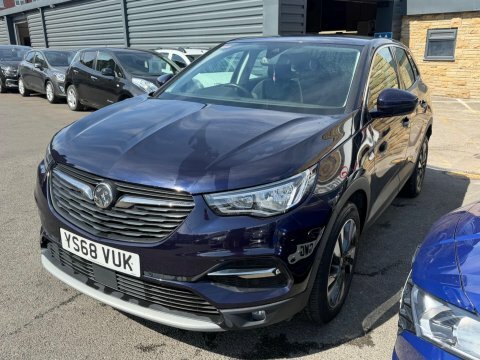Vauxhall Grandland X 2019 68 Sport Purple #3