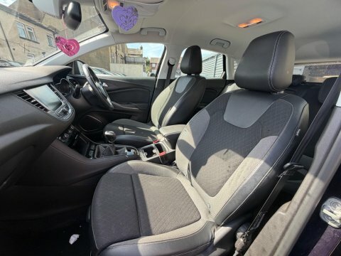 Vauxhall Grandland X 1.2 Turbo Sport Nav Red #16