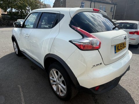Nissan Juke 2015 15 Acenta White #4