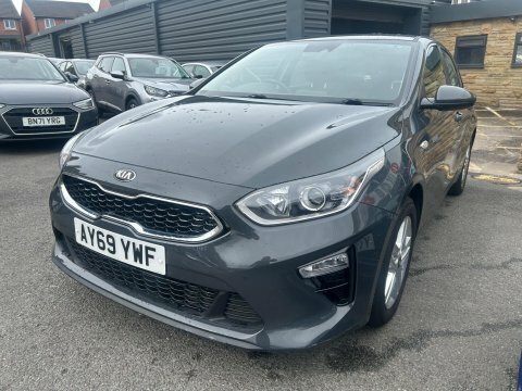Kia Ceed 2019 69 2 AY69YWF Grey #3