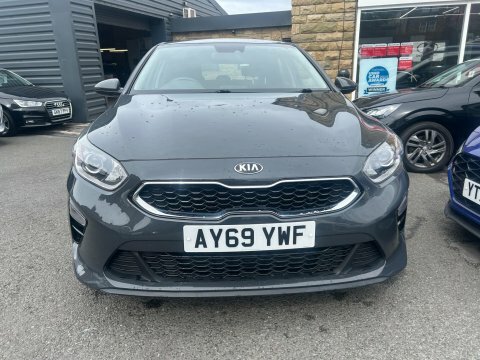 Kia Ceed 2019 69 2 AY69YWF Grey #2