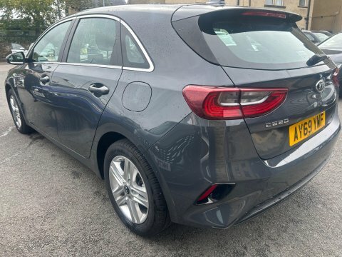 Kia Ceed 2019 69 2 AY69YWF Grey #4