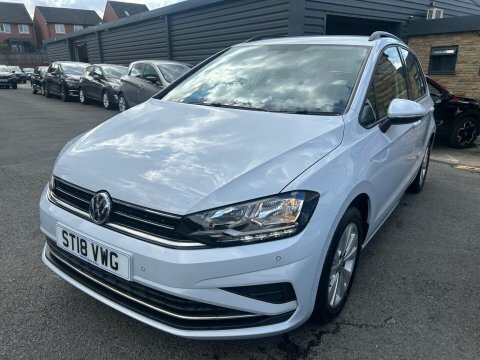 Volkswagen Golf SV 2018 18 Se Silver #4