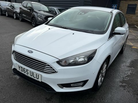 Ford Focus 2015 65 Titanium YD65ULU White #3