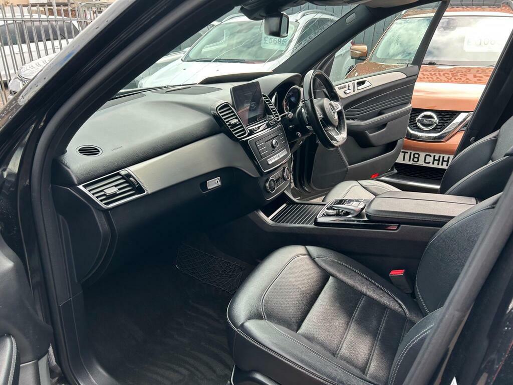 Mercedes-Benz GLE Class Gle 250 D 4Matic Amg Line Night Edition Silver #21