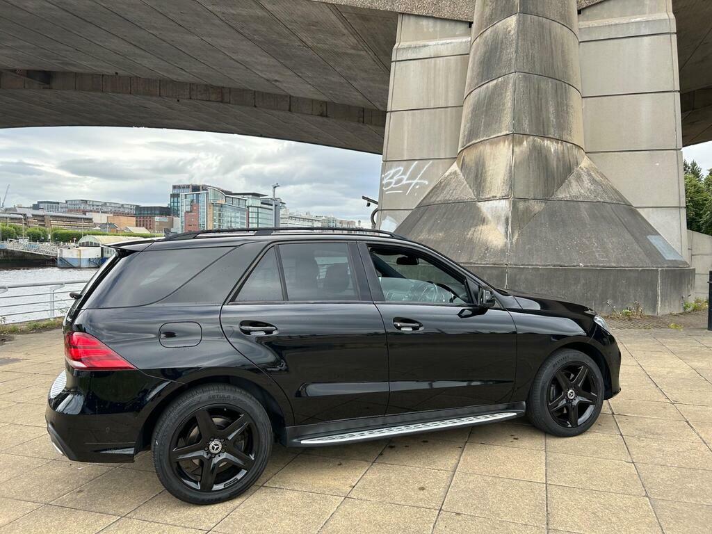 Mercedes-Benz GLE Class Gle 250 D 4Matic Amg Line Night Edition Silver #14