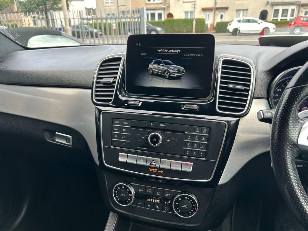 Mercedes-Benz GLE Class Gle 250 D 4Matic Amg Line Night Edition Silver #19