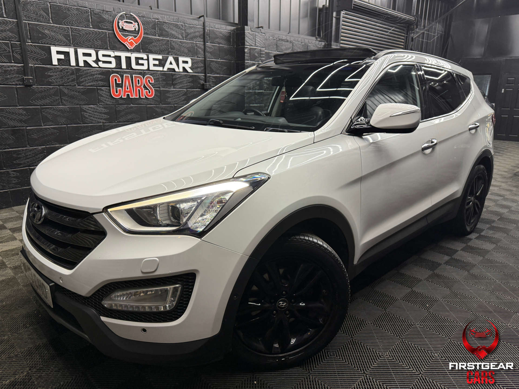 Hyundai Santa Fe Premium Se Suv 4Wd Euro 5 7 Seat White