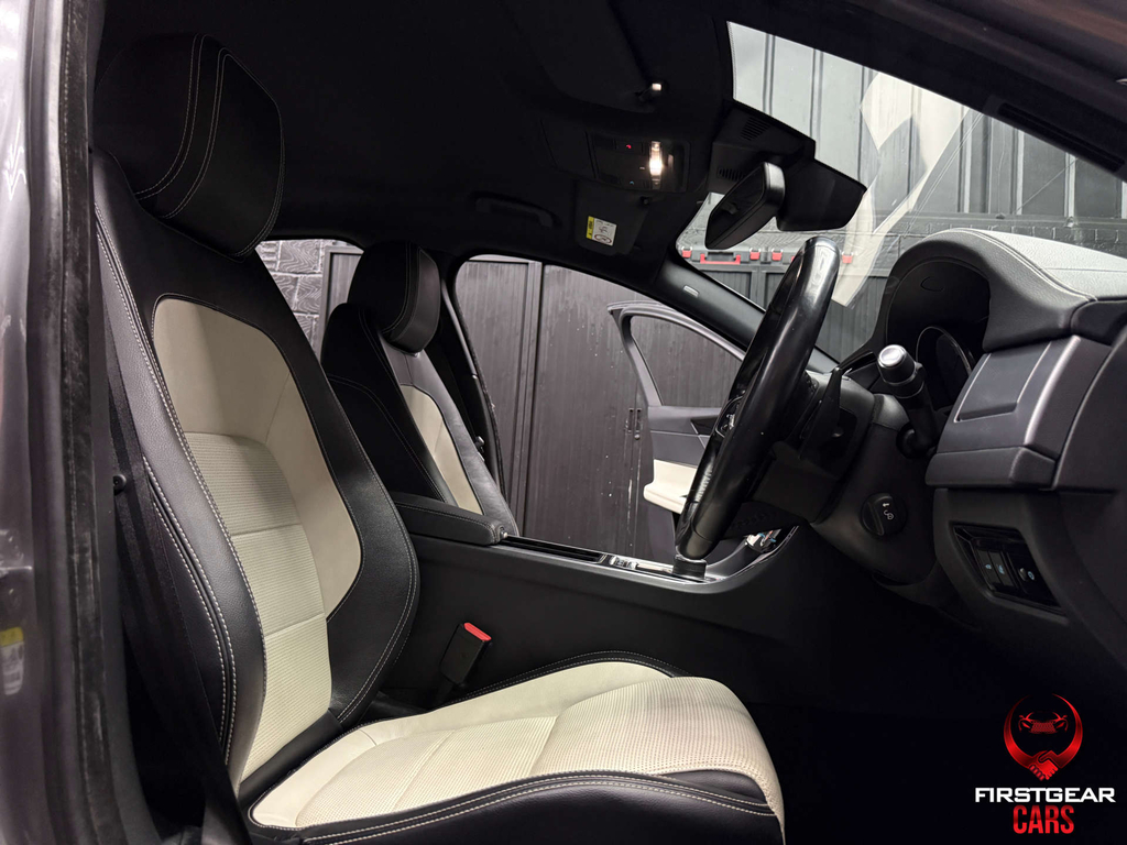 Jaguar XF R-sport Saloon Euro 6 Ss #3