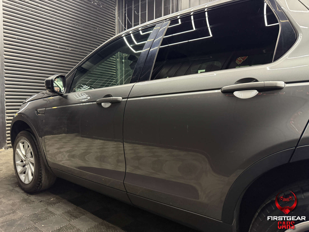 Land Rover Discovery Sport Hse Silver #13