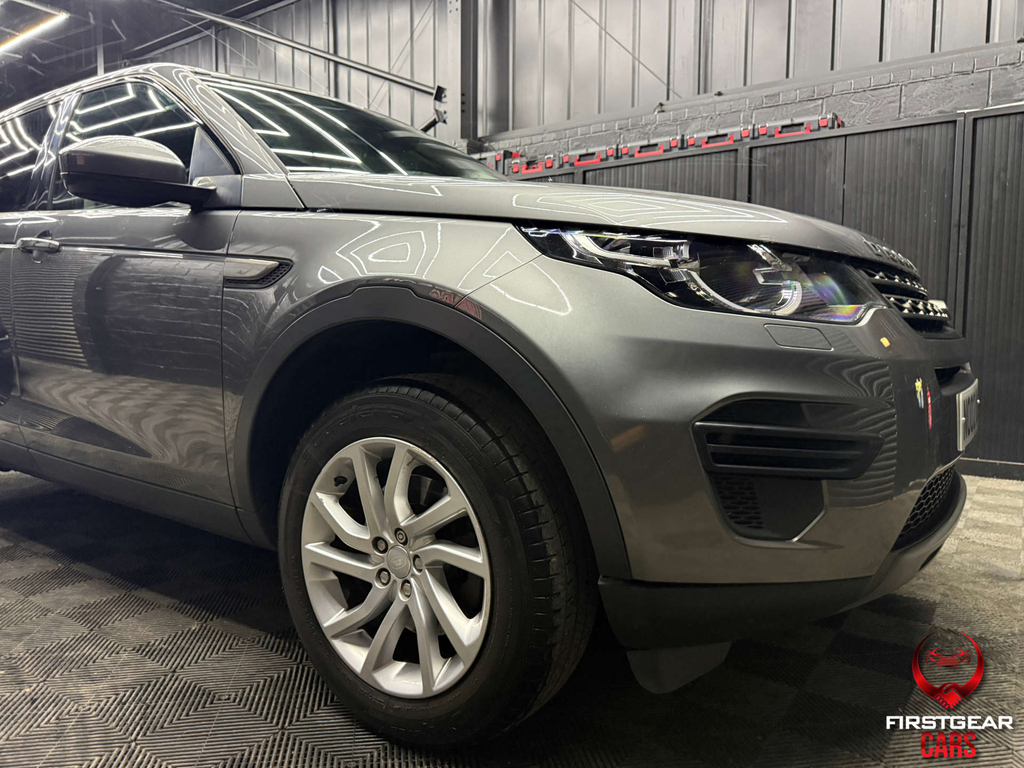 Land Rover Discovery Sport Hse Silver #7