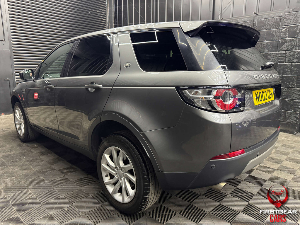 Land Rover Discovery Sport Hse Silver #11