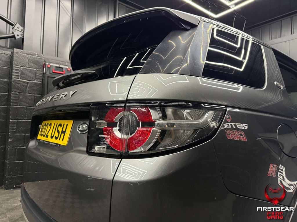 Land Rover Discovery Sport Hse Silver #16
