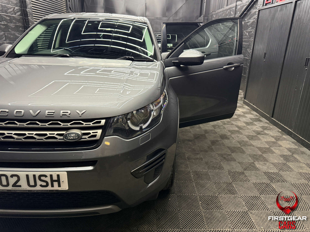 Land Rover Discovery Sport Hse Silver #15