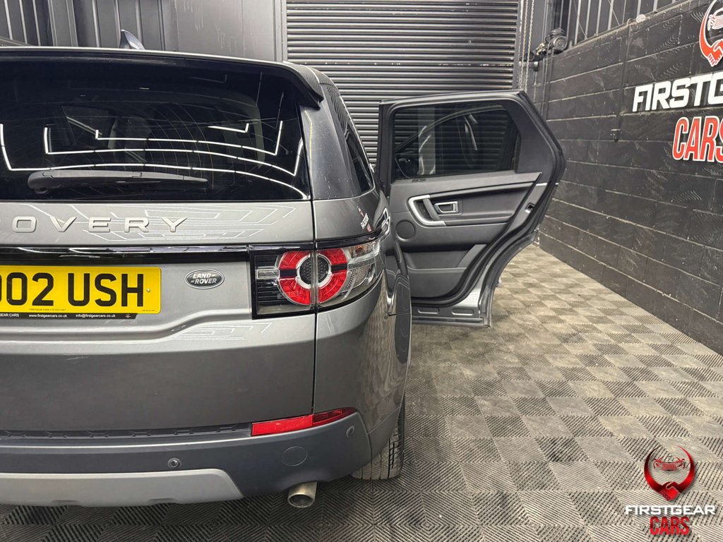 Land Rover Discovery Sport Hse Silver #17