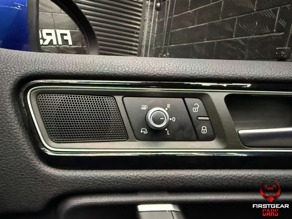 Volkswagen Touareg 3.0 Touareg V6 Black #38