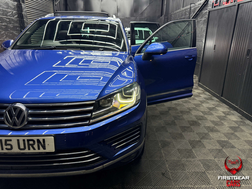 Volkswagen Touareg 3.0 Touareg V6 Black #15