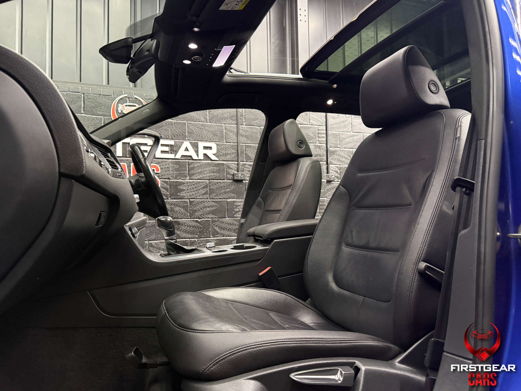 Volkswagen Touareg 3.0 Touareg V6 Black #22