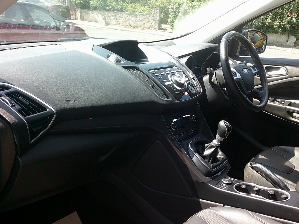 Ford Kuga 2.0 Tdci Titanium Suv Awd Euro 5 White #8