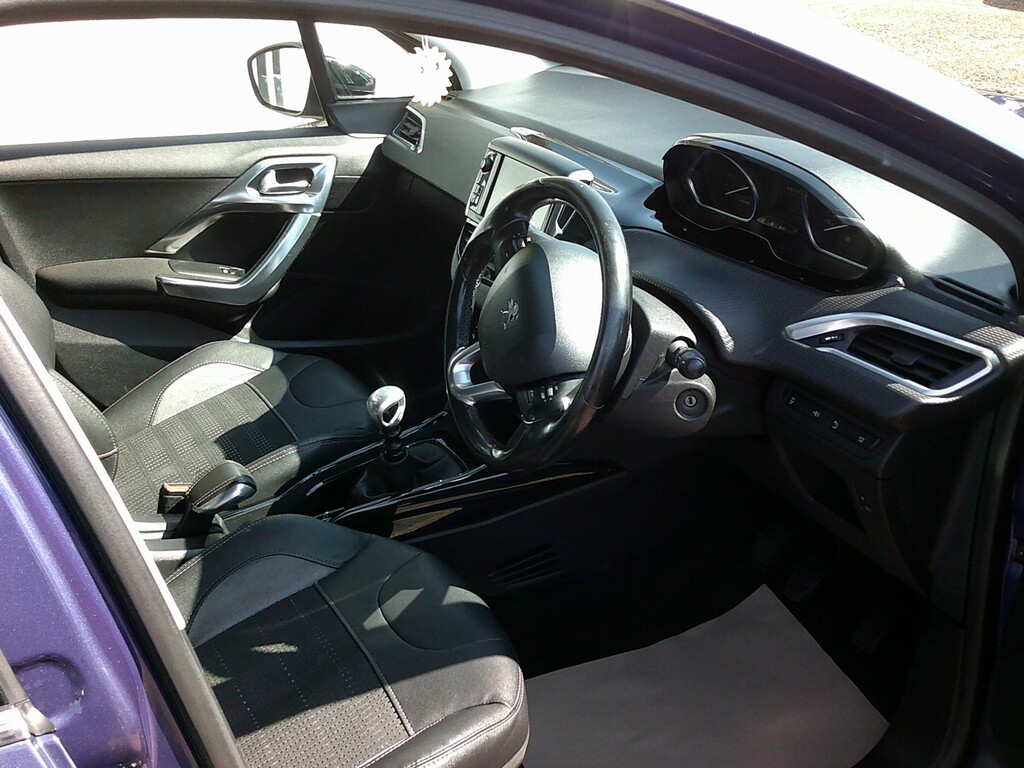 Peugeot 2008 1.6 E-hdi Allure Suv Euro 5 Ss Black #7