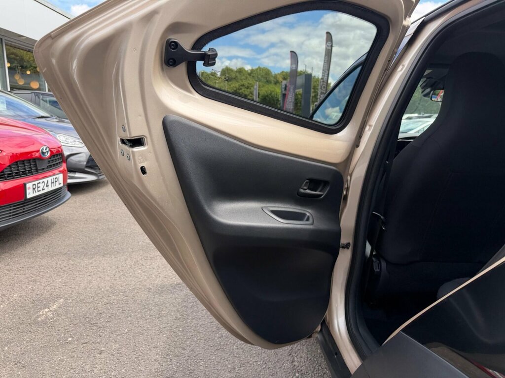 Toyota Aygo X Edge Blue #18