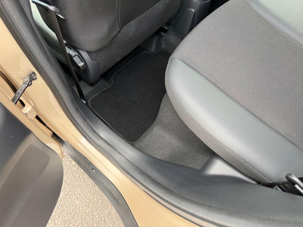 Toyota Aygo X Edge Blue #19