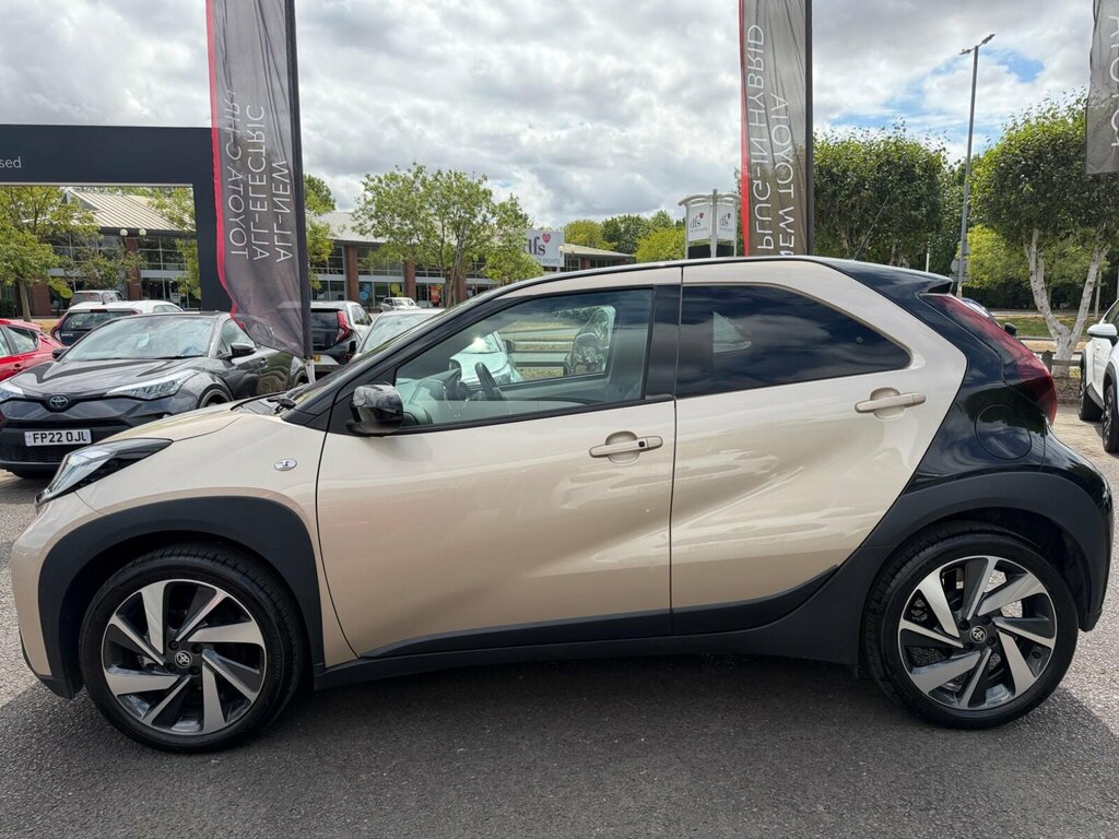 Toyota Aygo X Edge Blue #8