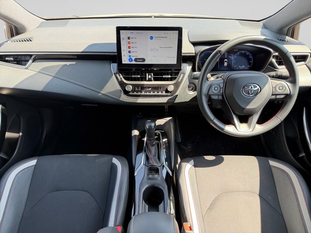 Toyota Corolla 1.8 Hybrid Gr Sport Cvt White #2