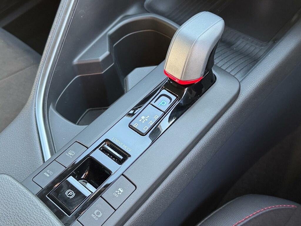 Toyota C-Hr 1.8 Vvt-h Design Cvt Euro 6 Ss Red #18