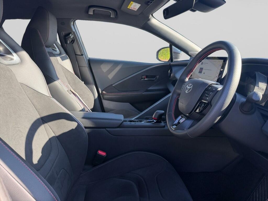 Toyota C-Hr 1.8 Vvt-h Design Cvt Euro 6 Ss Red #7