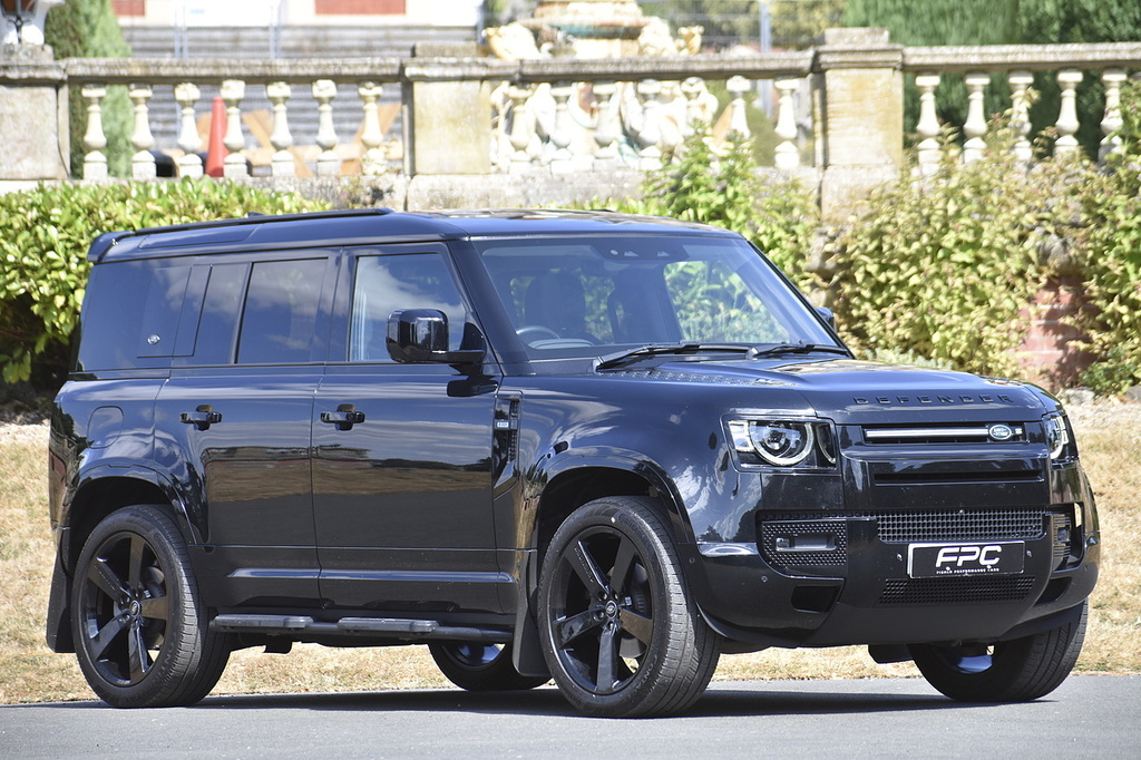 Land Rover Defender 110 Suv Black