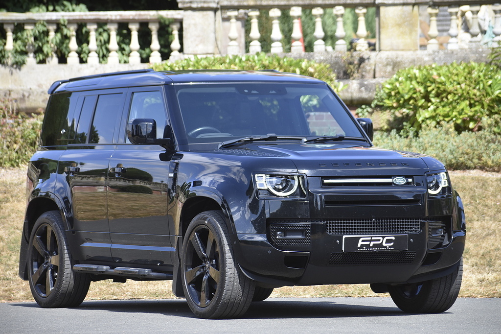 Land Rover Defender 110 Suv Black #2
