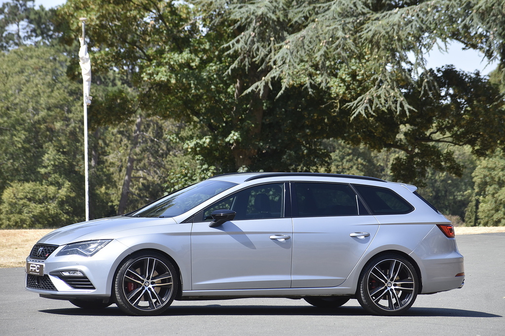 Seat Leon Estate Silver #6