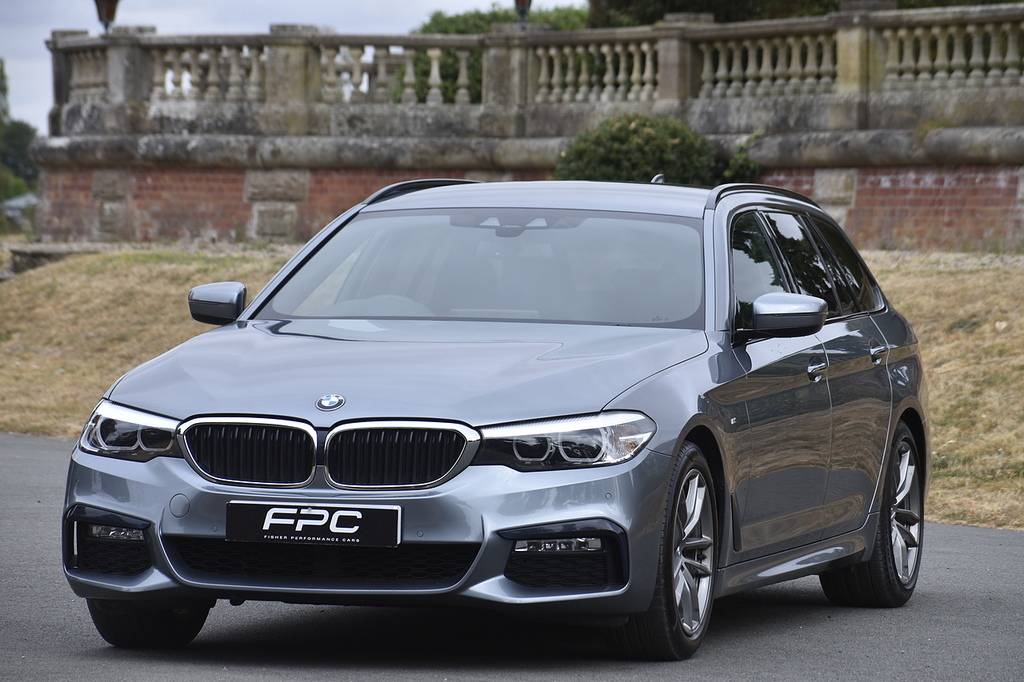 BMW 5 Series Estate #5