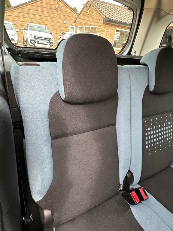 Citroen Berlingo Hdi Vtr 5-Door Wheelchair Accssible With Low Miles Silver #40