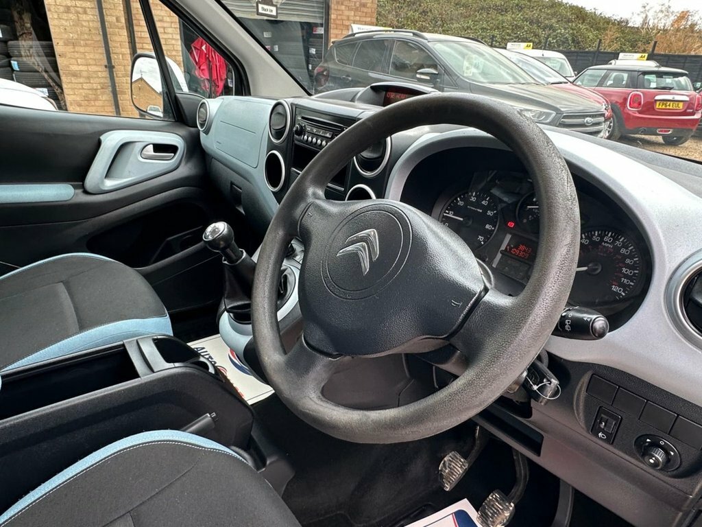 Citroen Berlingo Hdi Vtr 5-Door Wheelchair Accssible With Low Miles Silver #35
