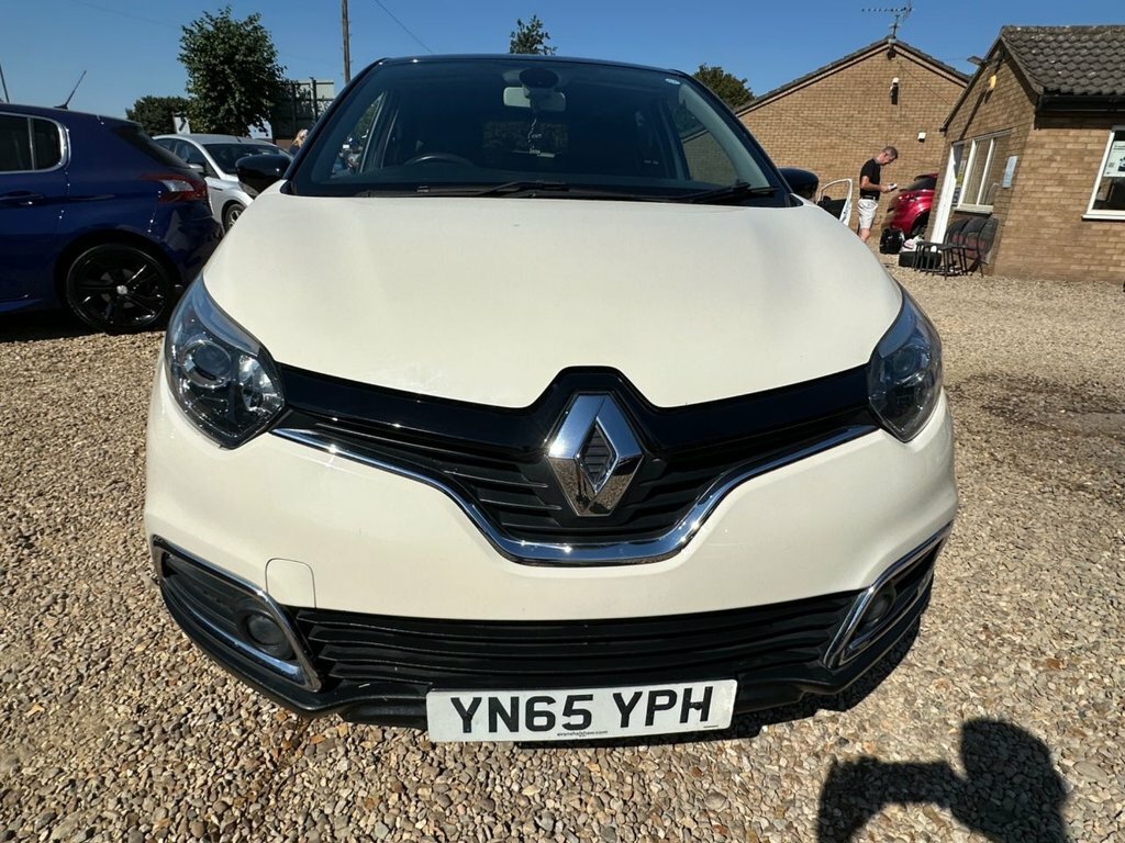 Renault Captur 1.5L Dynamique S Nav White #2
